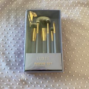 5/$180 or 2/$80 Luxie Inspire Set - Dreamcatcher Collection - makeup brushes